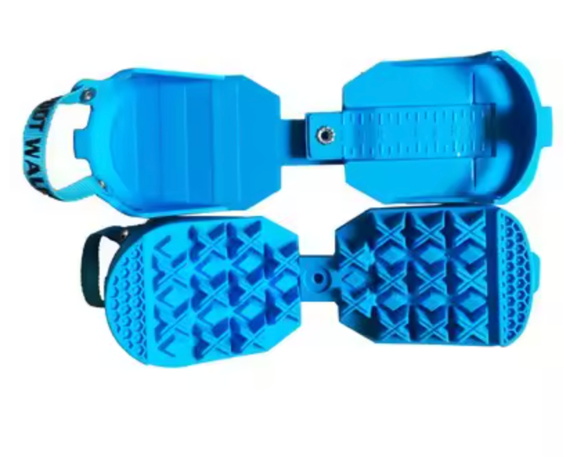 Blue adjustable ski boot sole protectors